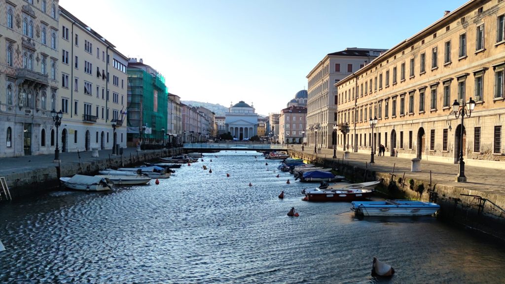 Visitare Trieste a partire dalla colazione