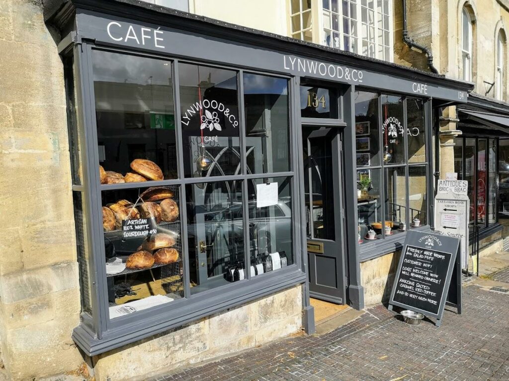 La colazione nelle Cotswolds 