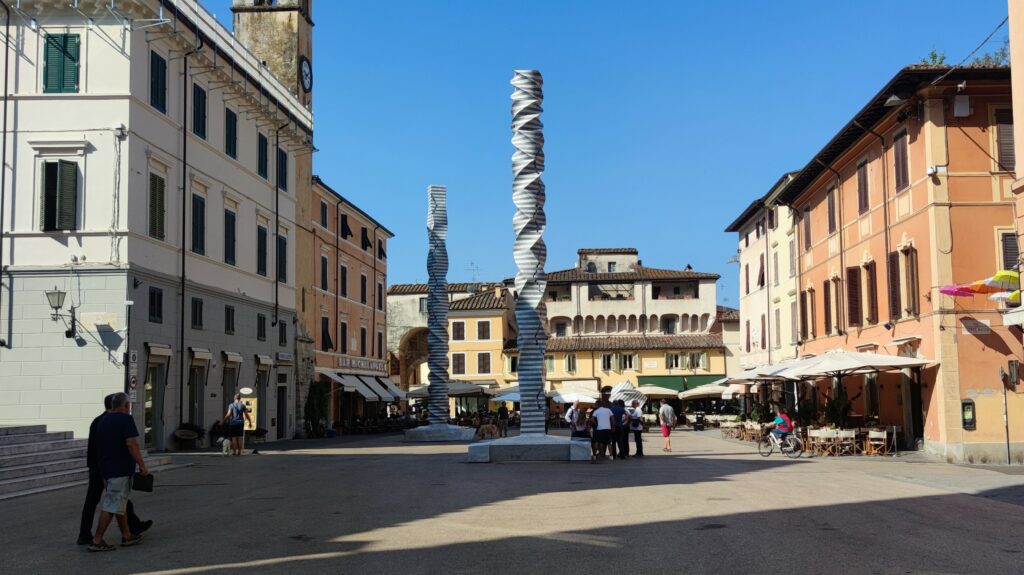 Visitare Pietrasanta a partire dalla colazione